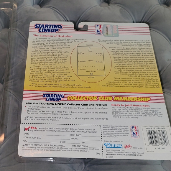 Kobe Bryant 1998 Edition Starting Lineup Figure - Picture 3 of 3